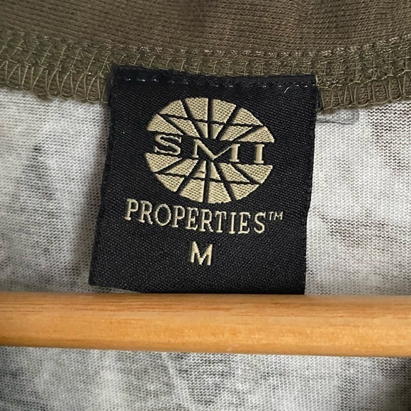 PROPERTIES TREES CAMOUFLAGE‎ WOMEN'S MUSCLE TEE SIZE MEDIUM - Picture 3 of 4